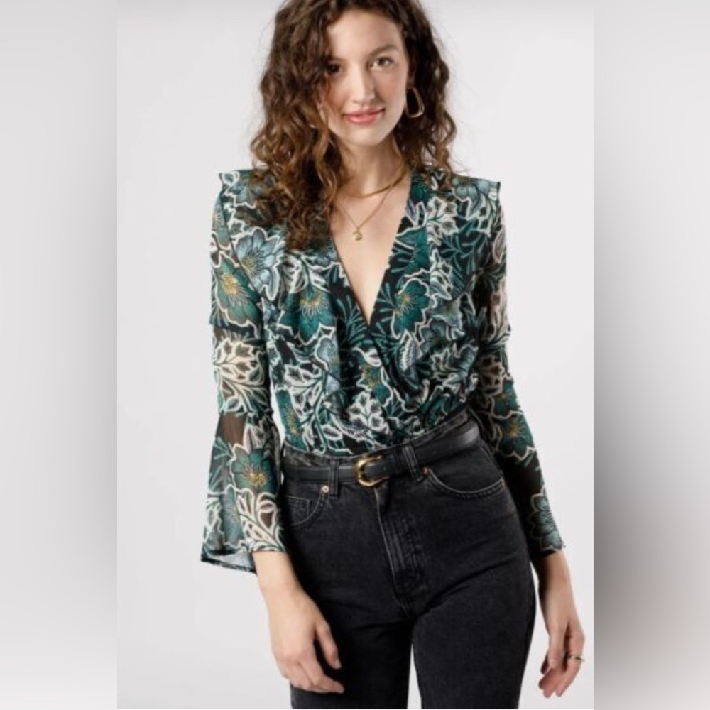 BAND OF THE FREE Bonnie woman green floral flare wrist bodysuit gypsy NWT XS